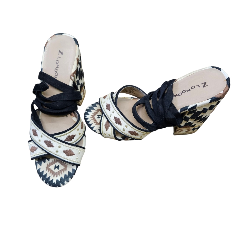 Lace up Heeled Sandals Size 7 Tribal Aztec Block Heels - Picture 8 of 17